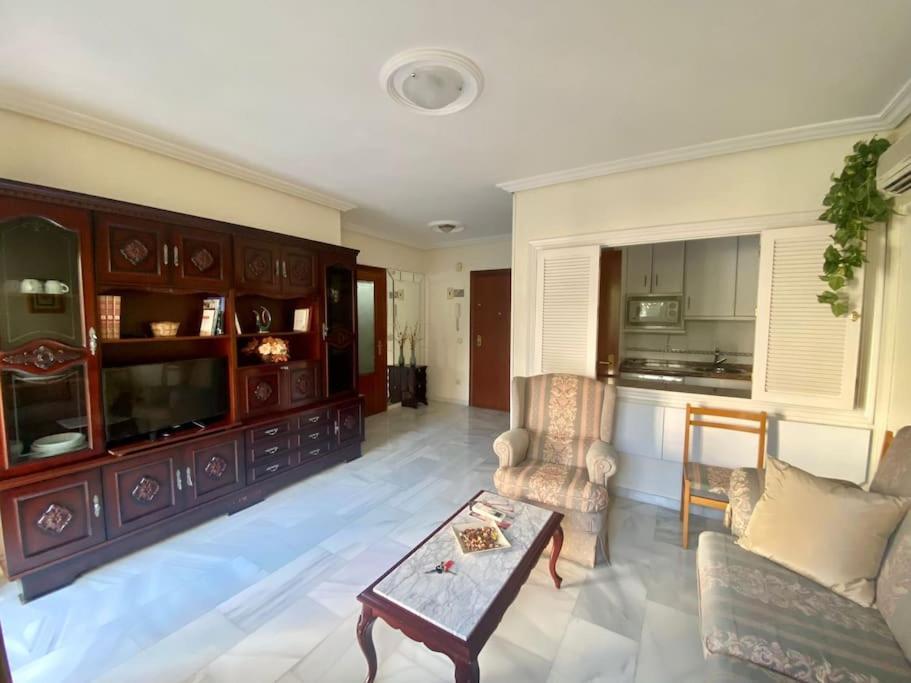 Rentalsevilla Luis De Morales المظهر الخارجي الصورة